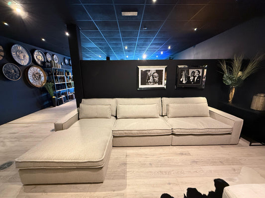 Q-HOME